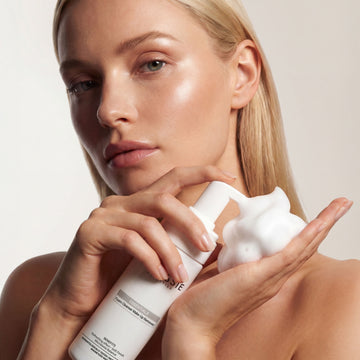 Foam Cleanser Make-Up Remover - detergente viso Chrissie Cosmetics dettaglio